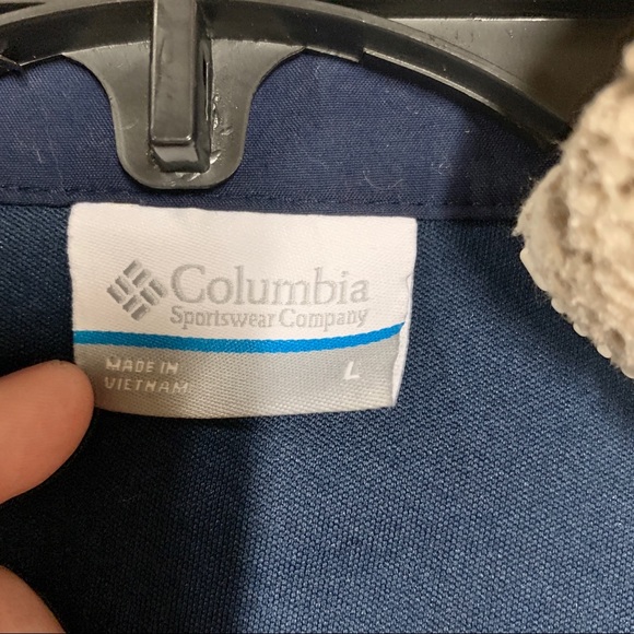 SOLD M Columbia Jacket - Picture 5 of 5